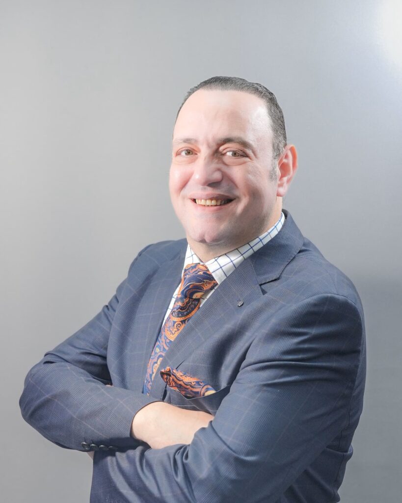 Dr Mark Attalla